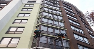 Установка крыши на балкон Соликамск цена от 1022 руб. м/2.